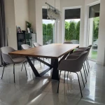 nowoczesny stół dębowy do salonu