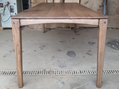 Stół jesionowy Bone