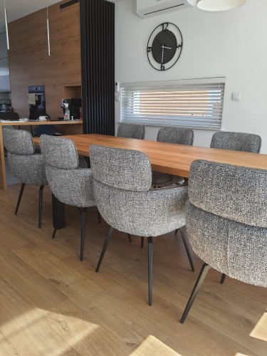 Stół dębowy Massive na czterech metalowych nogach