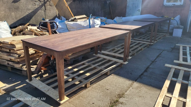 Stoły dębowe fornirowane producent